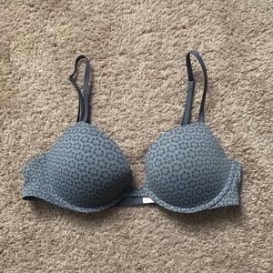 Victoria’s Secret padded bra